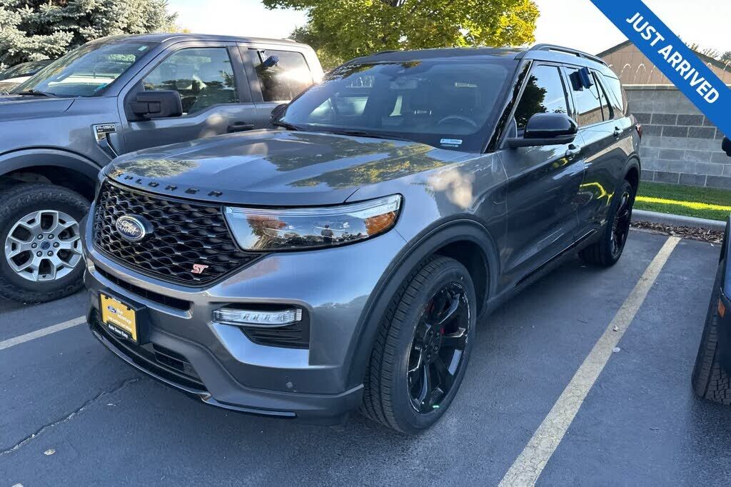 2022 FORD Explorer