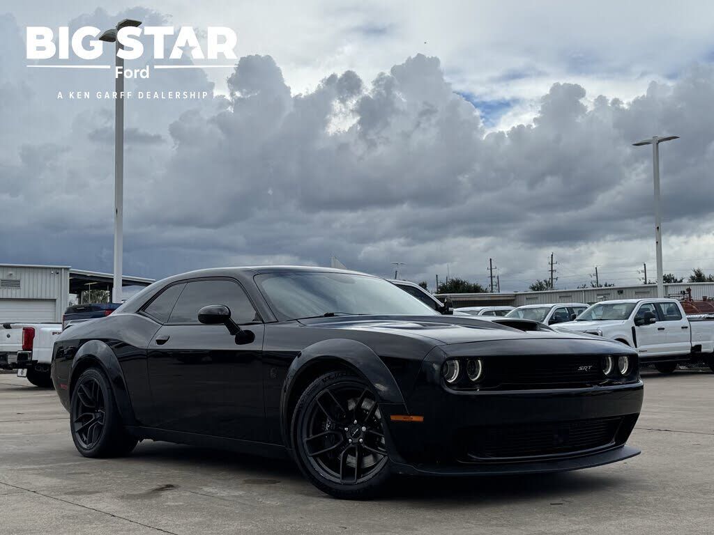 2022 DODGE Challenger