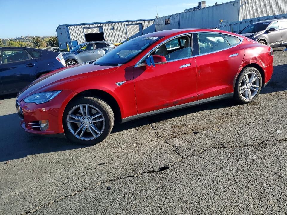 2014 TESLA Model S
