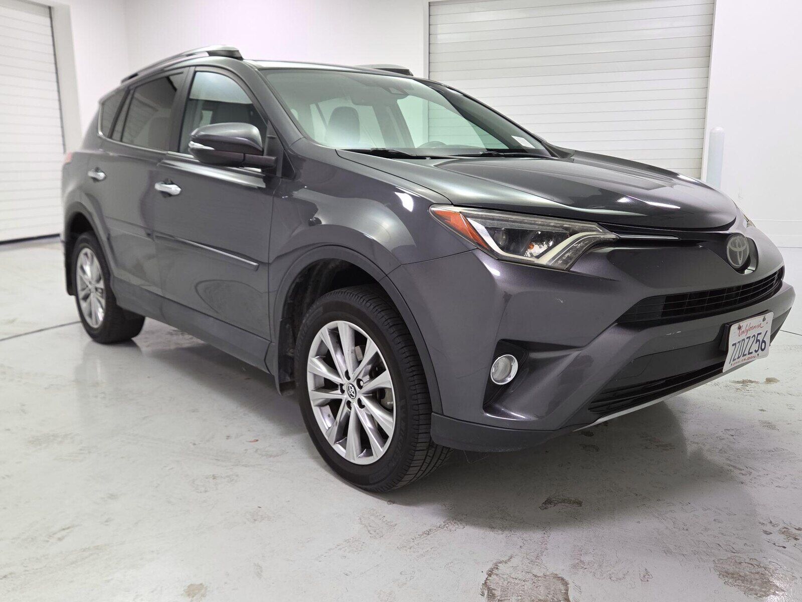2017 TOYOTA RAV4