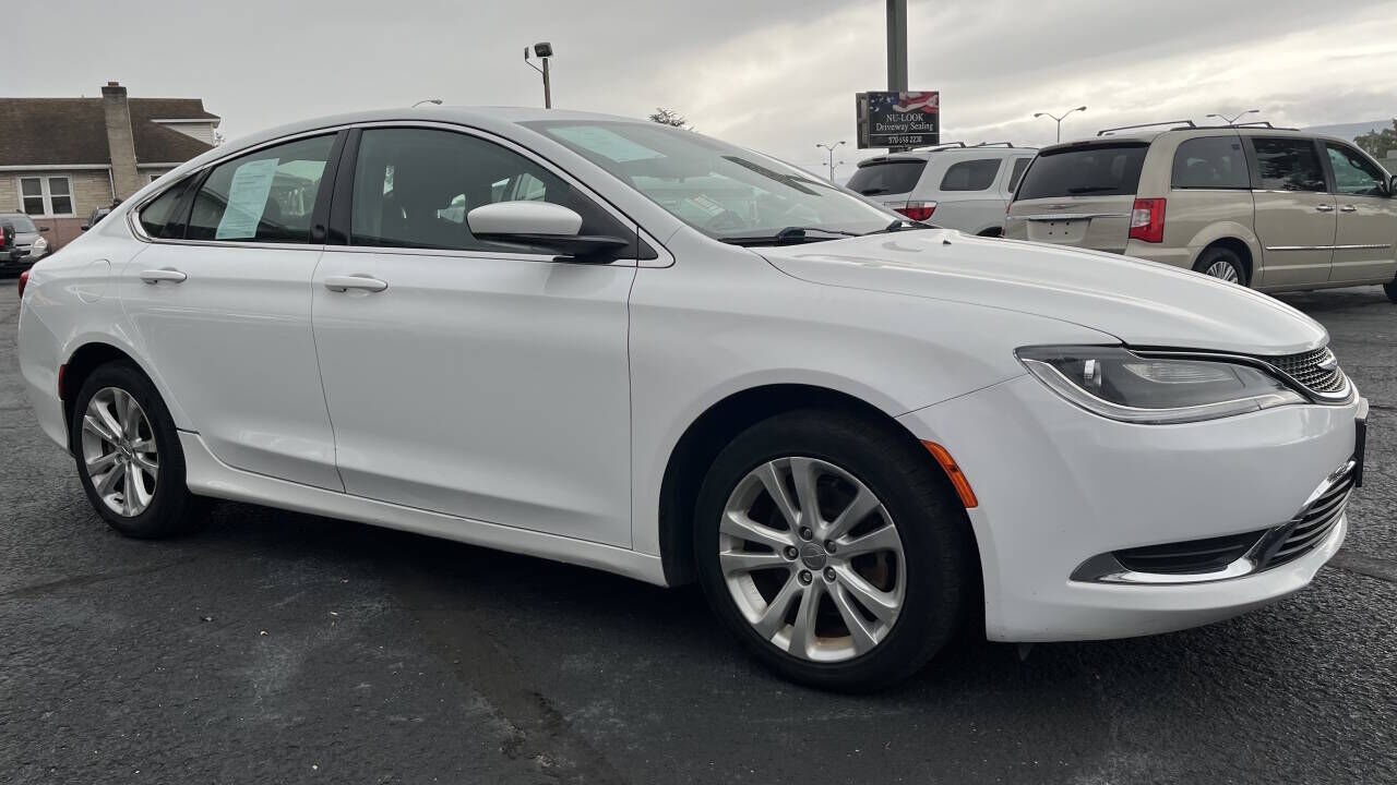 2015 CHRYSLER 200