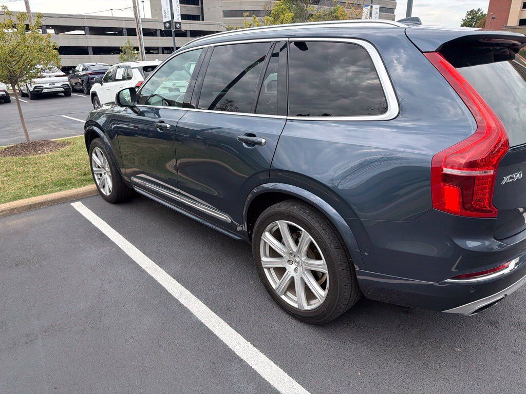 2018 VOLVO XC90