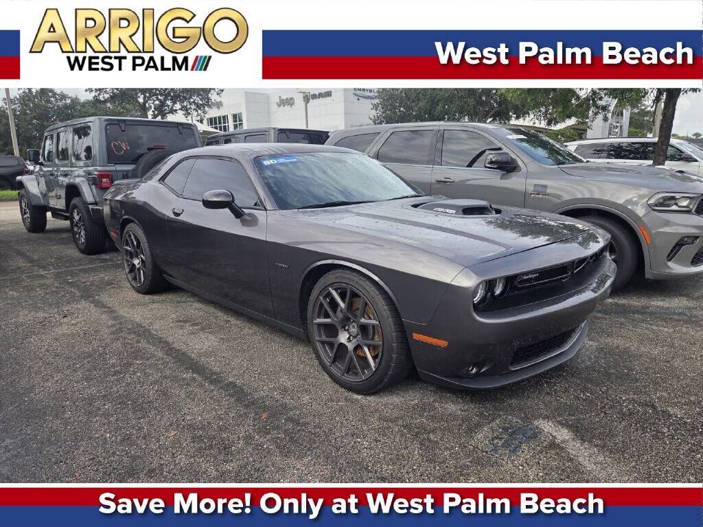 2016 DODGE Challenger