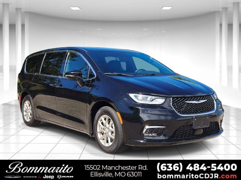 2025 CHRYSLER Pacifica