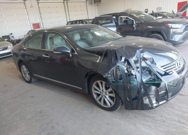 2011 LEXUS ES