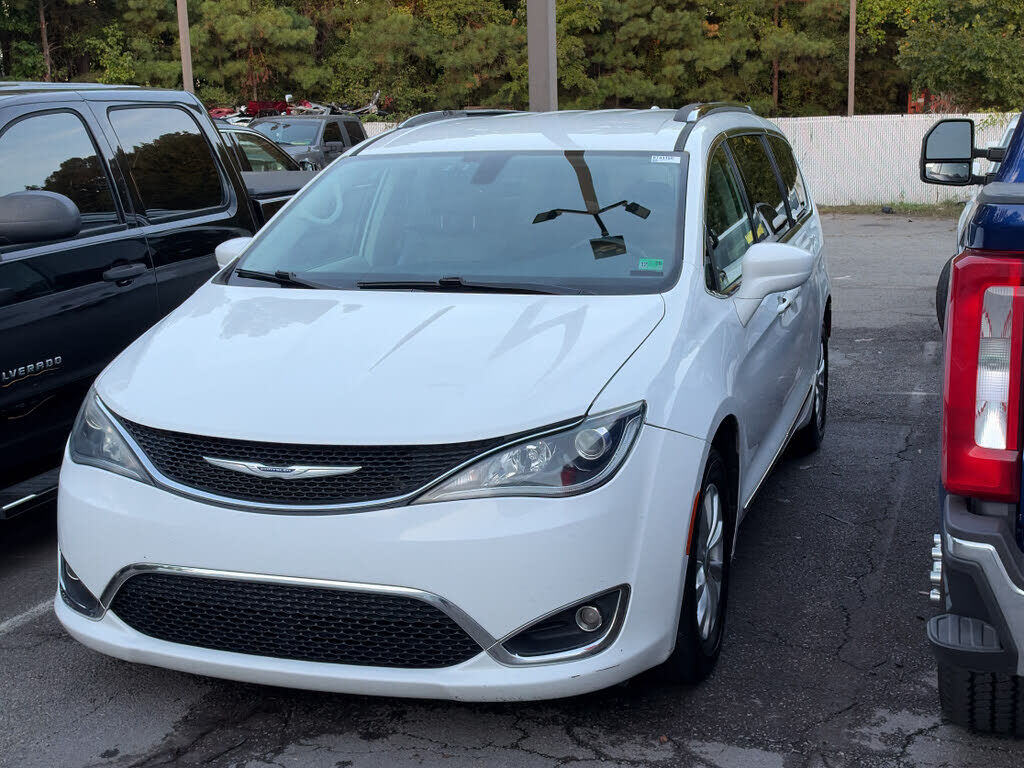2019 CHRYSLER Pacifica