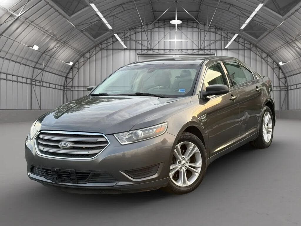 2015 FORD Taurus