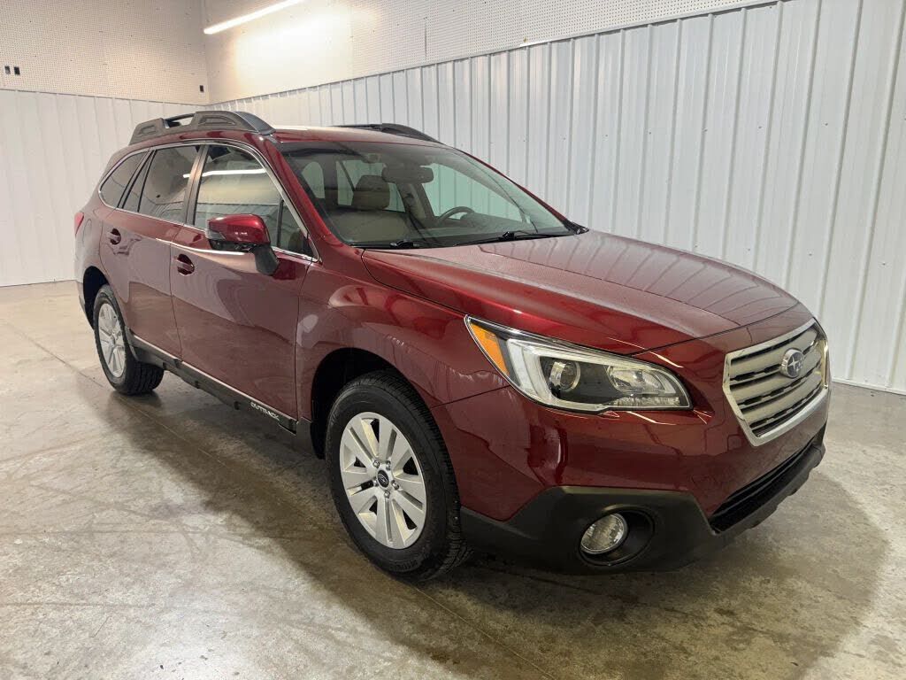 2016 SUBARU Outback