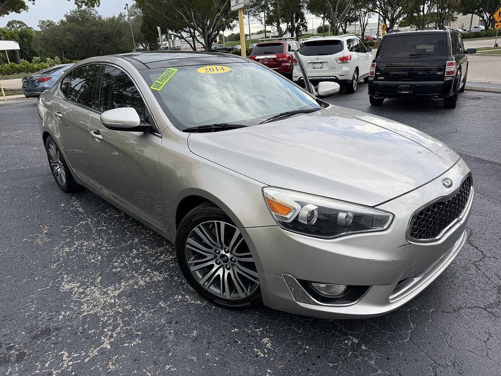 2014 KIA Cadenza