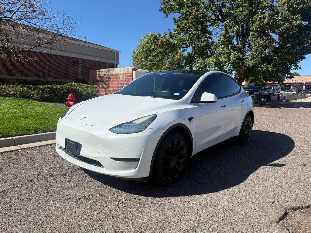 2021 TESLA Model Y