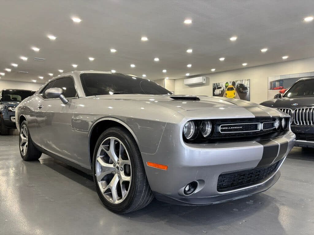 2015 DODGE Challenger