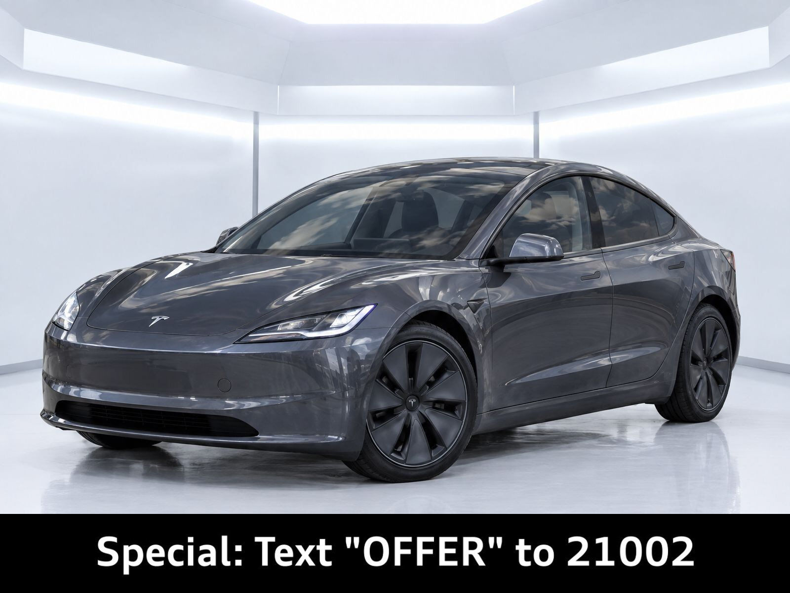 2025 TESLA Model 3