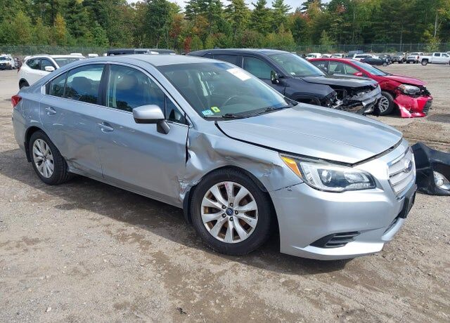 2017 SUBARU Legacy