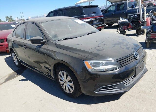2011 VOLKSWAGEN Jetta