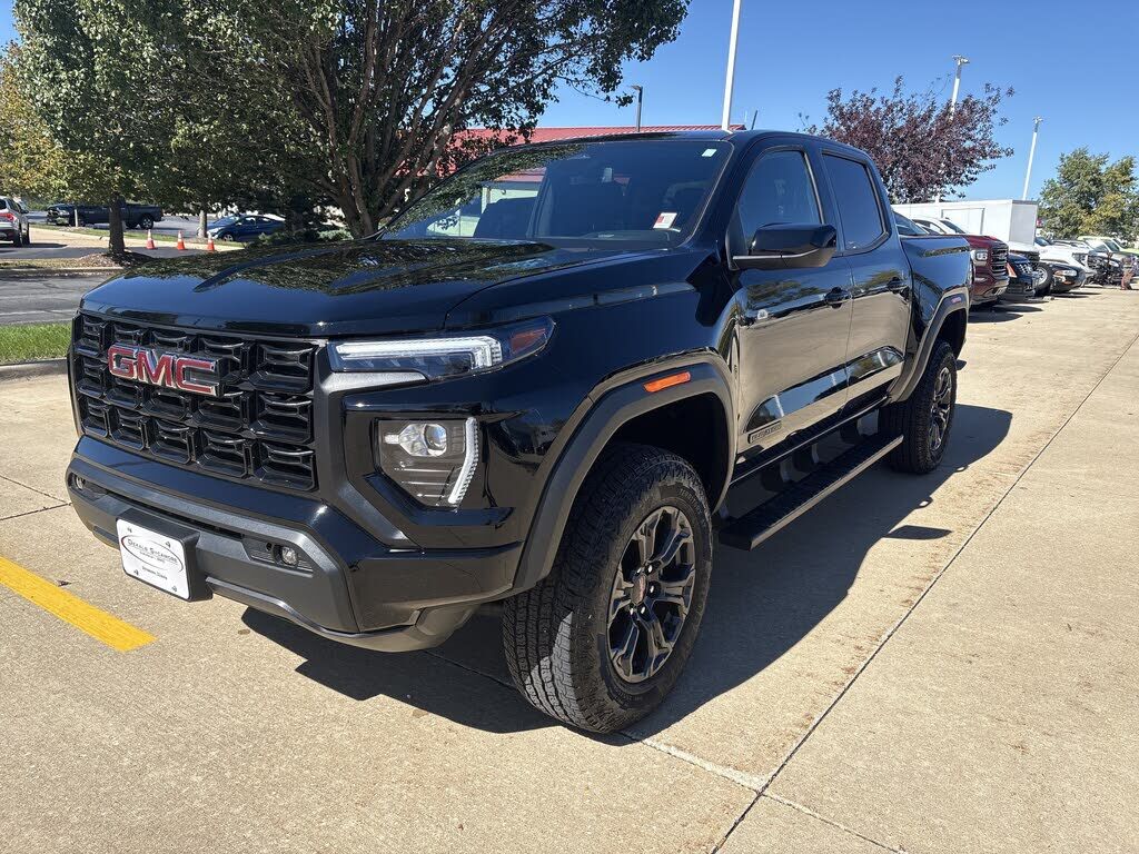 2025 GMC Canyon