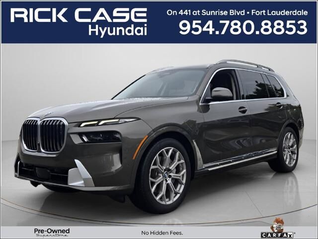 2023 BMW X7
