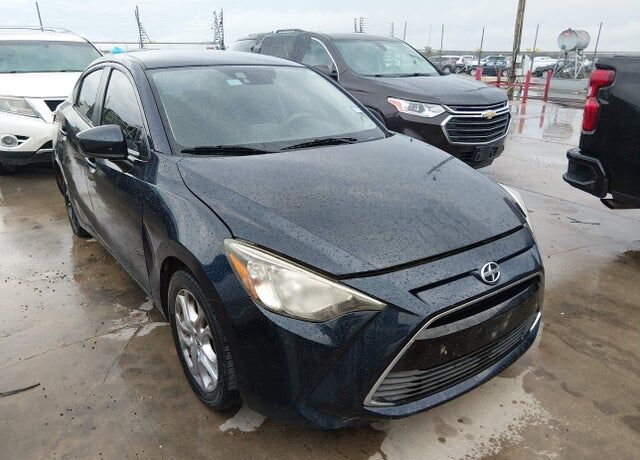 2016 TOYOTA Scion