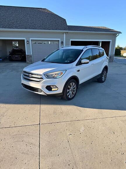 2017 FORD Escape