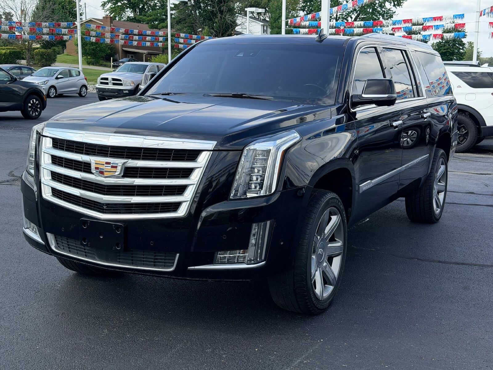 2019 CADILLAC Escalade ESV