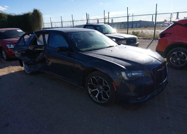2016 CHRYSLER 300