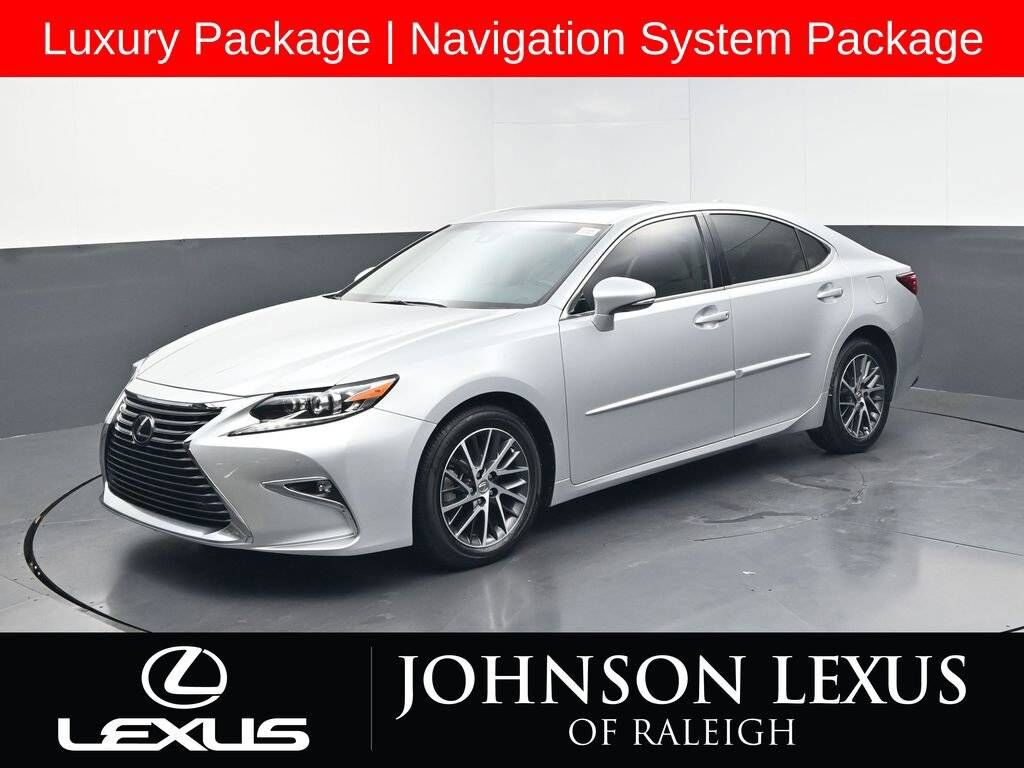 2017 LEXUS ES