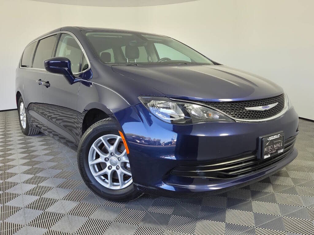 2017 CHRYSLER Pacifica