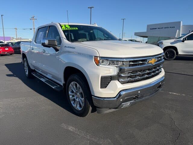 2024 CHEVROLET Silverado