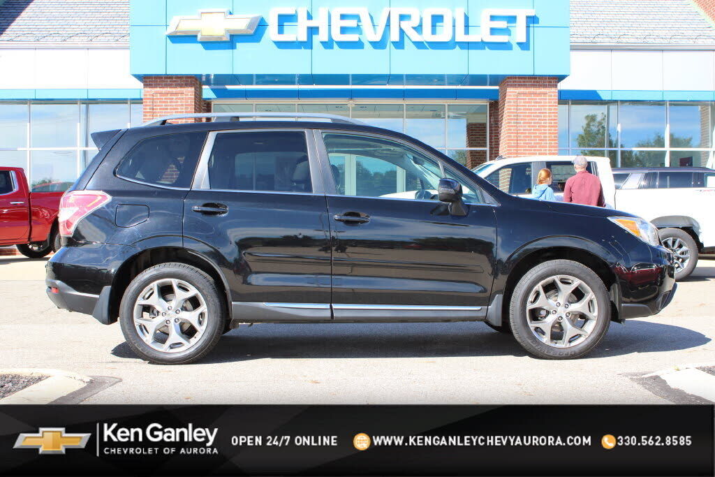 2016 SUBARU Forester