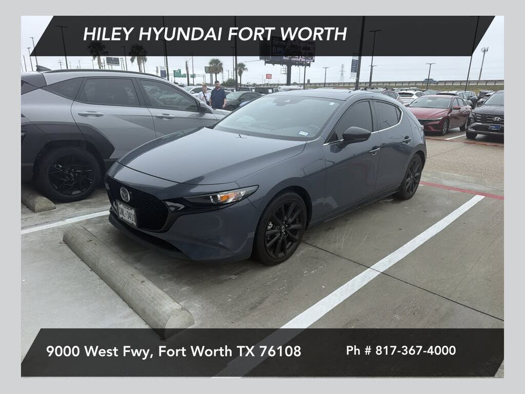 2022 MAZDA Mazda3