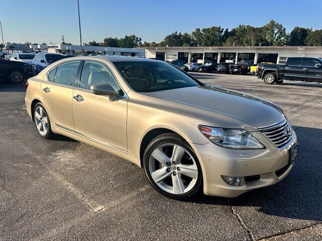 2010 LEXUS LS