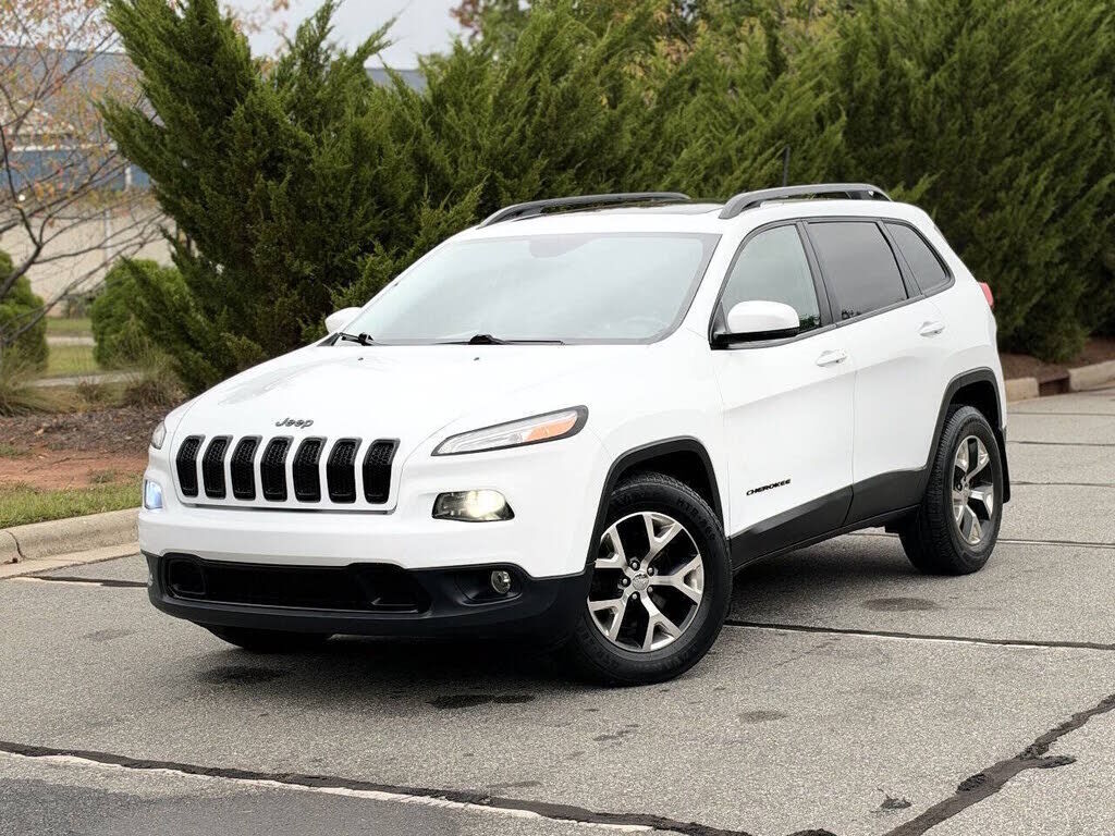 2017 JEEP Cherokee