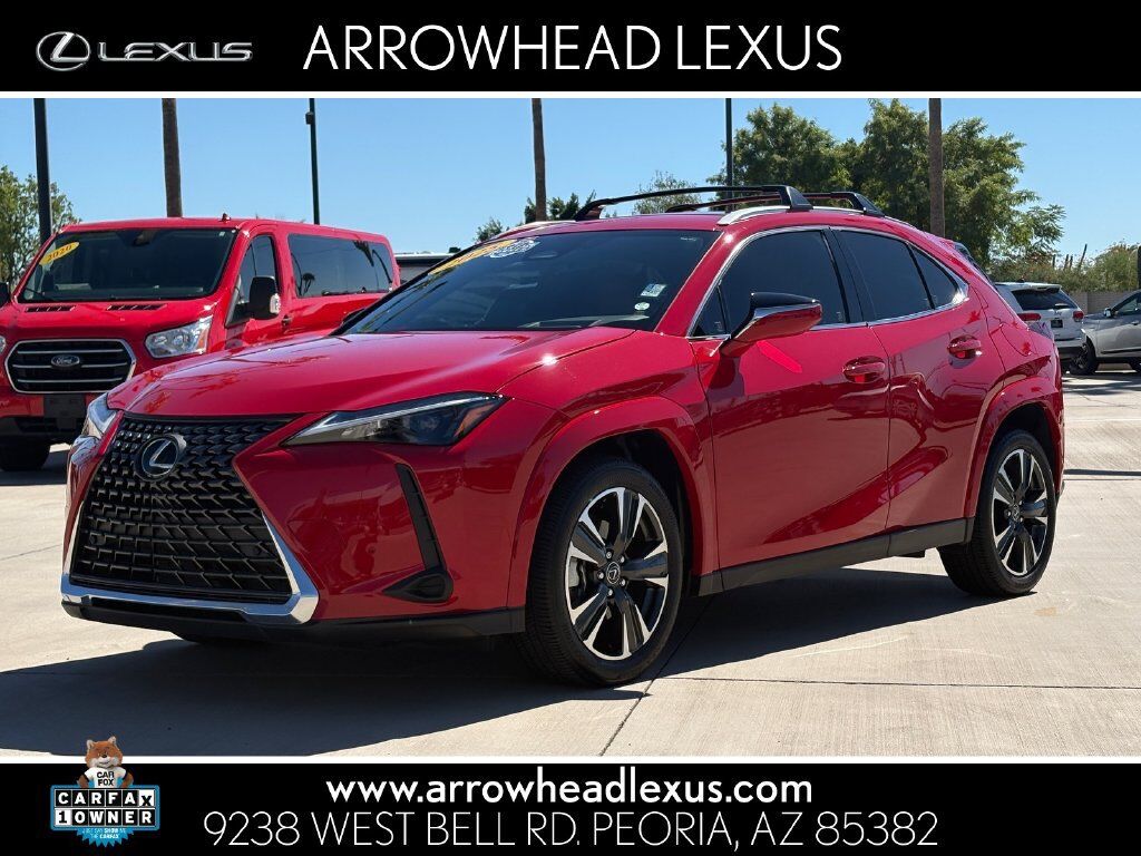 2025 LEXUS UX