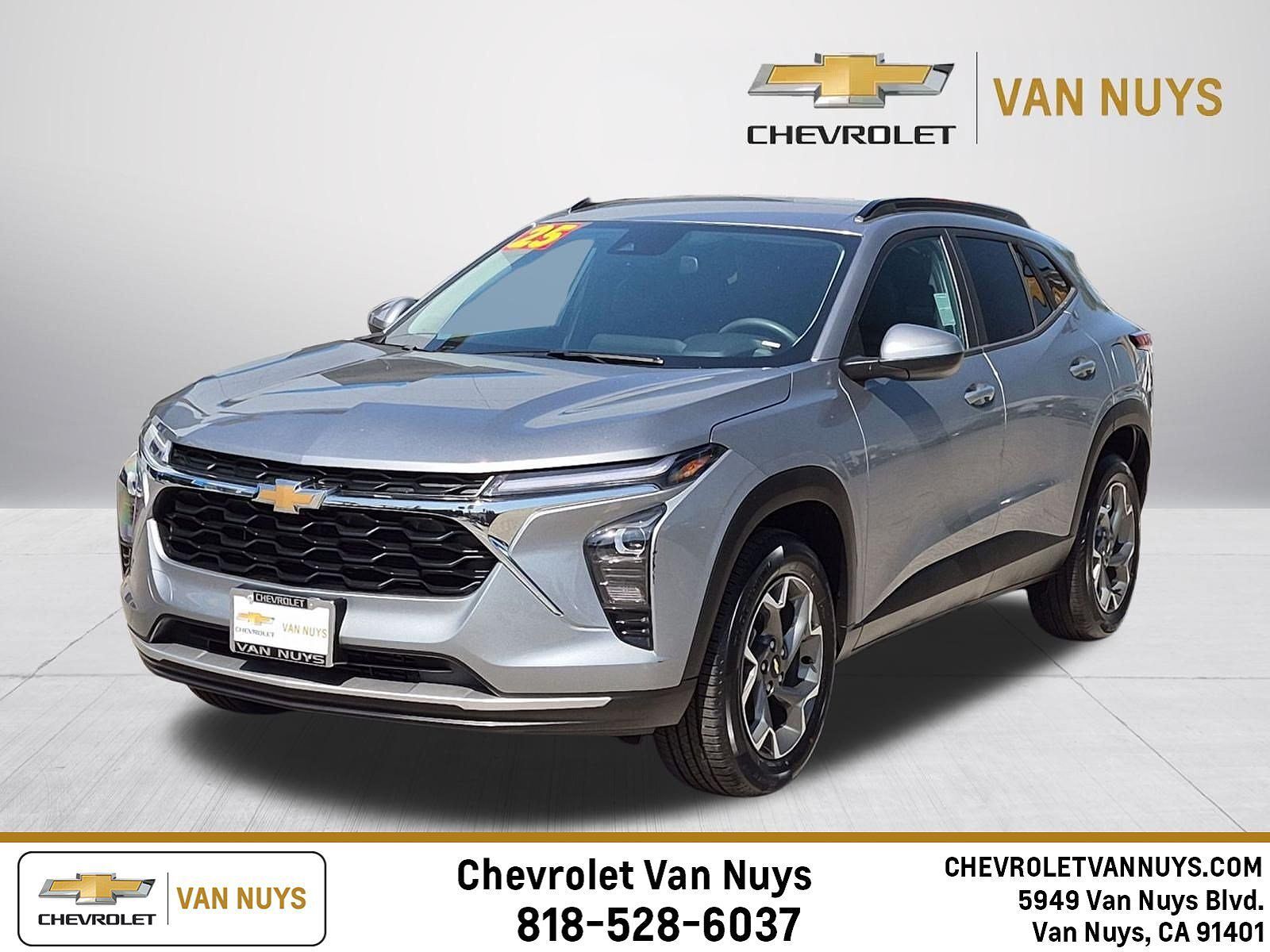 2025 CHEVROLET Trax