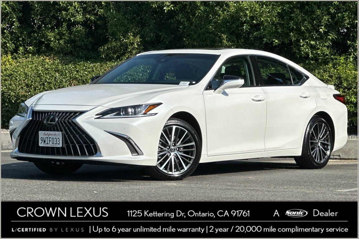2025 LEXUS ES