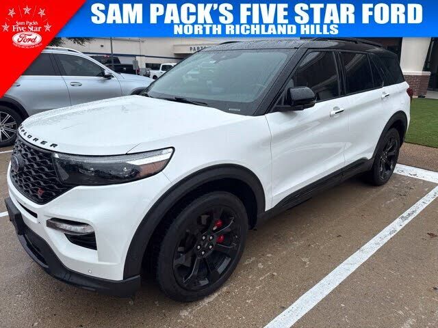 2021 FORD Explorer