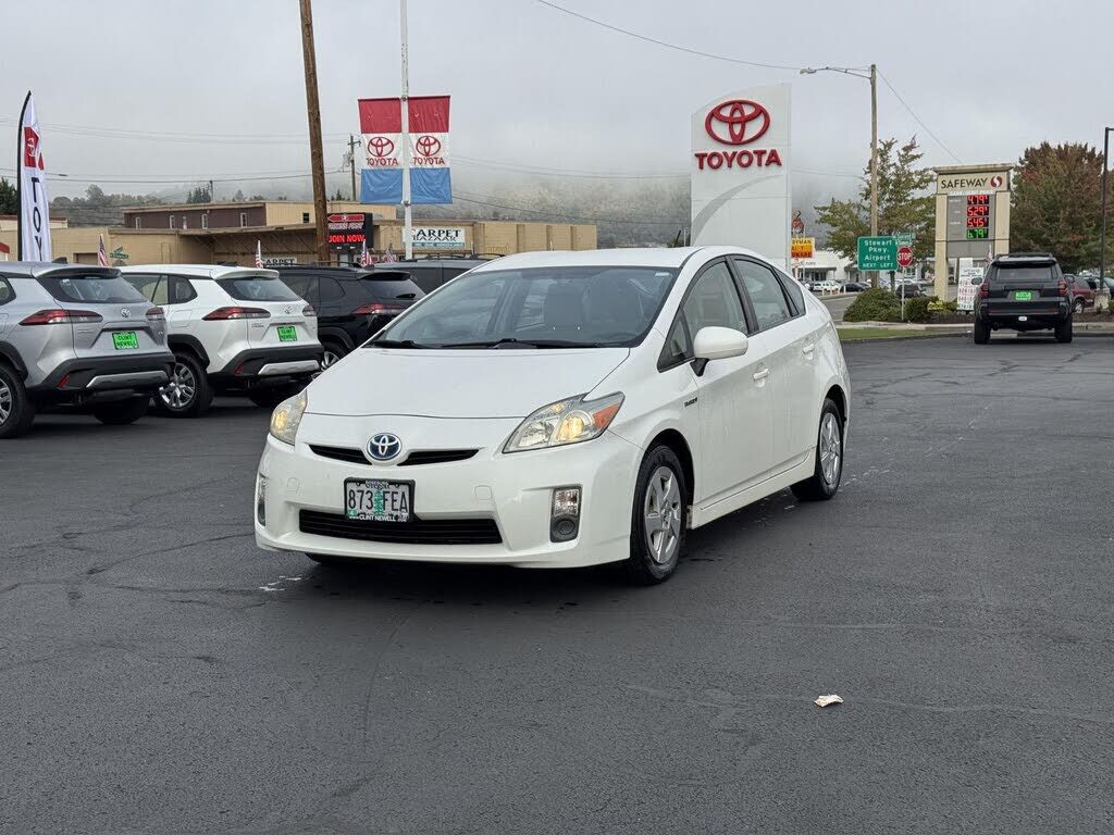 2011 TOYOTA PRIUS