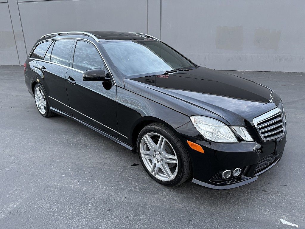 2011 MERCEDES-BENZ E-Class