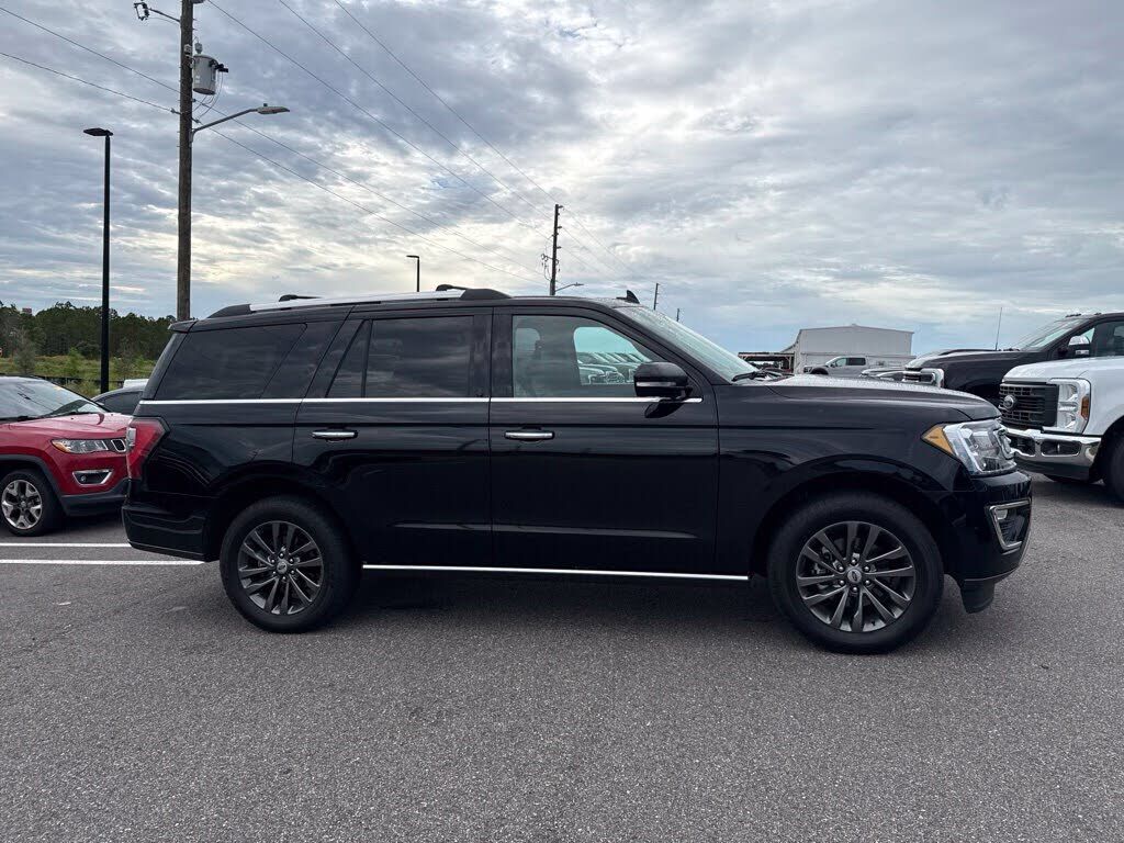2021 FORD Expedition