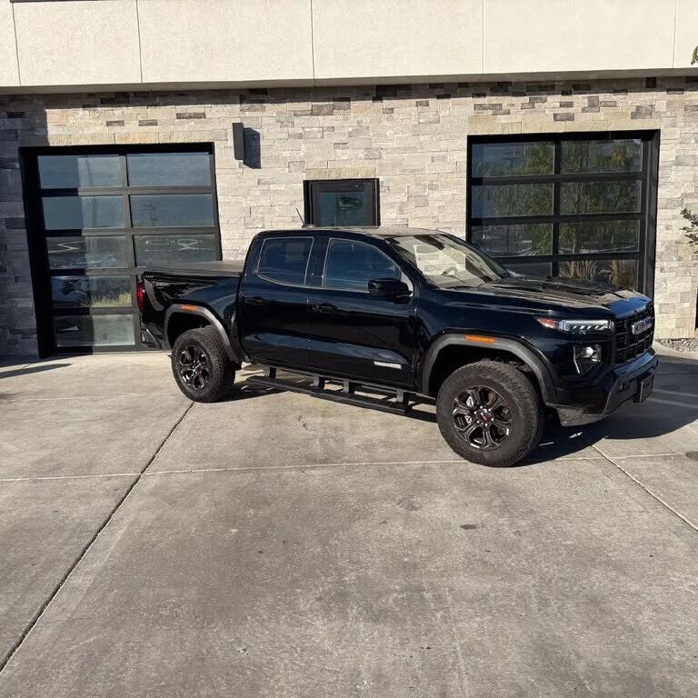 2024 GMC Canyon