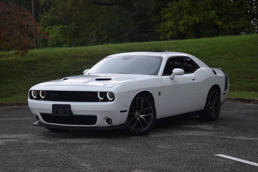 2016 DODGE Challenger