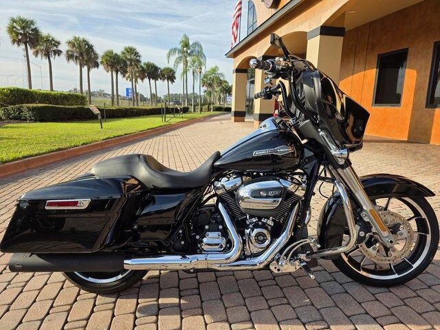 2023 HARLEY DAVIDSON FLHX / Street Glide