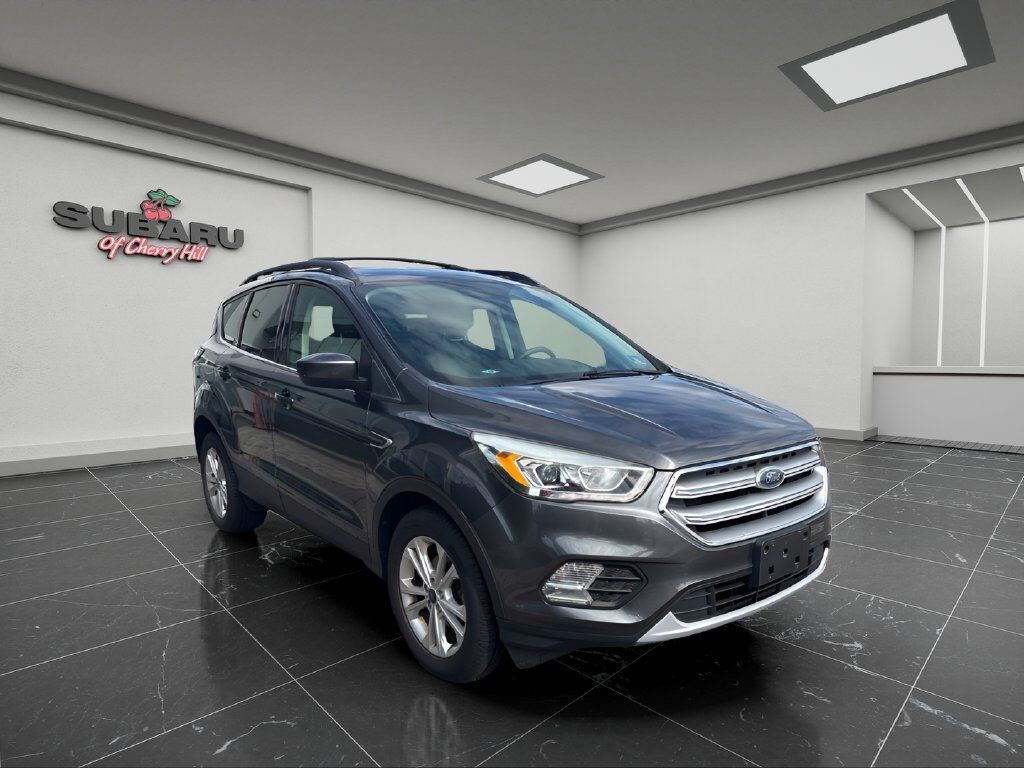 2017 FORD Escape