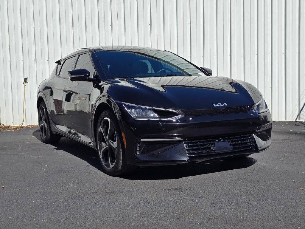 2023 KIA EV6