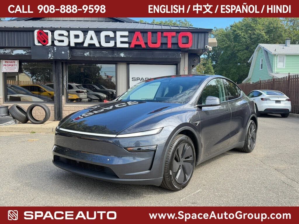 2026 TESLA Model Y