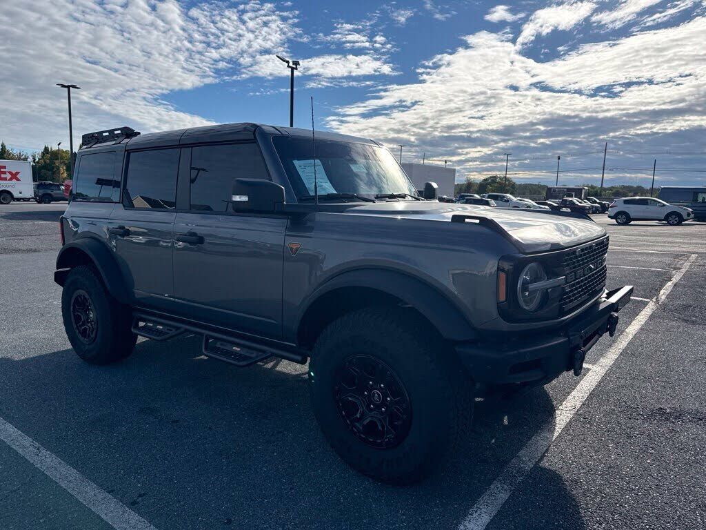 2025 FORD Bronco