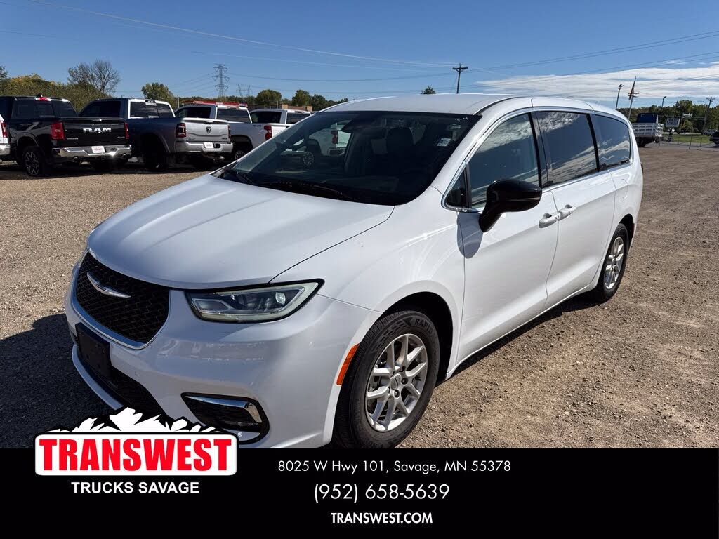 2024 CHRYSLER Pacifica