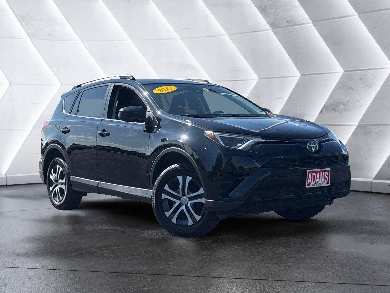 2017 TOYOTA RAV4