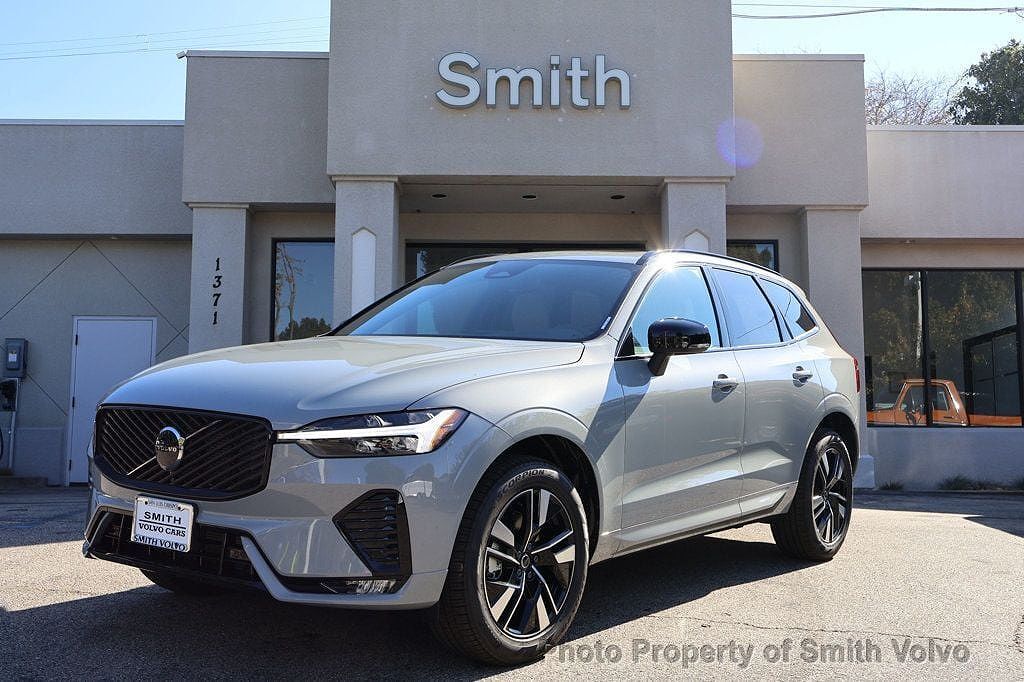 2026 VOLVO XC60