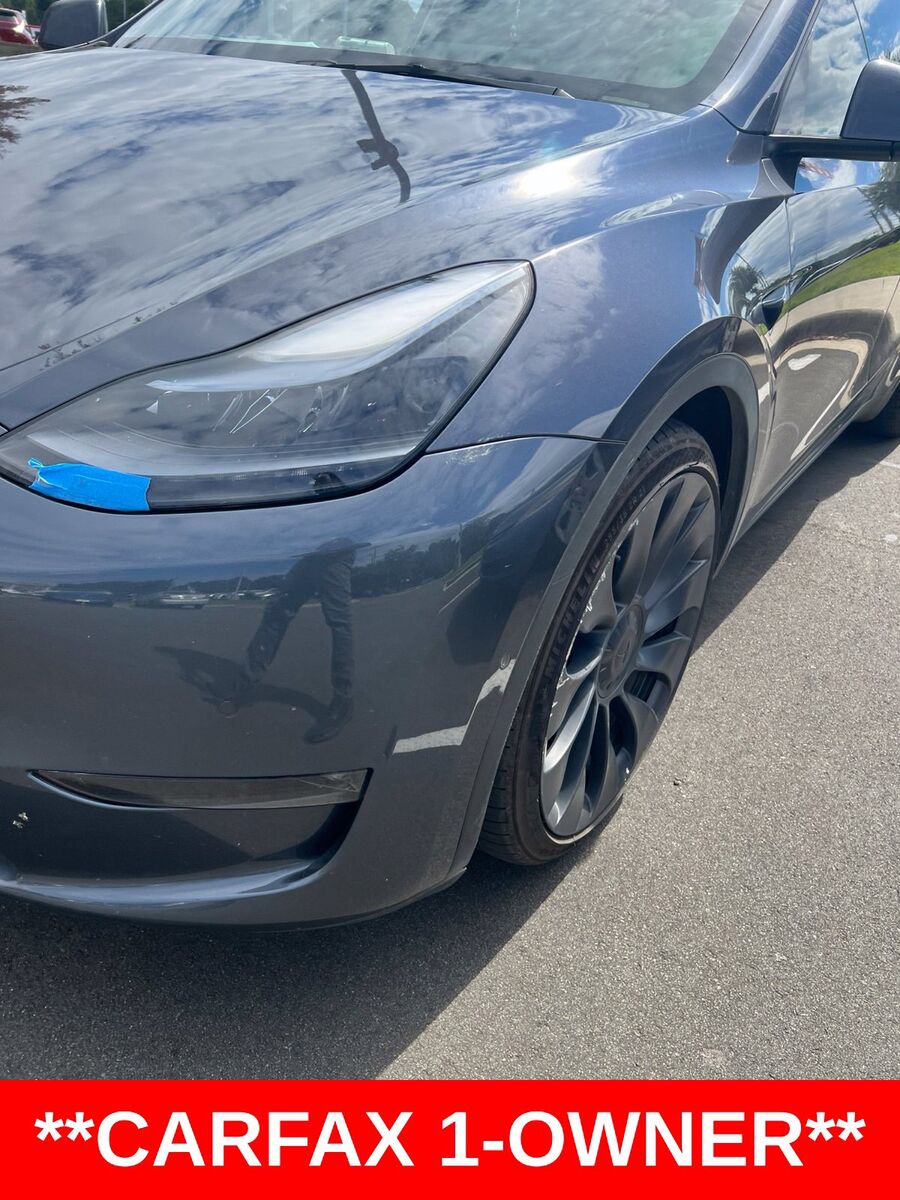 2022 TESLA Model Y