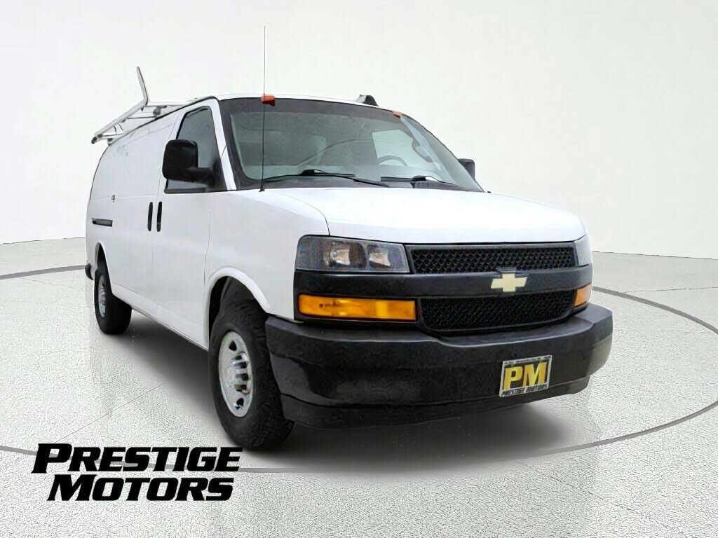 2018 CHEVROLET Express